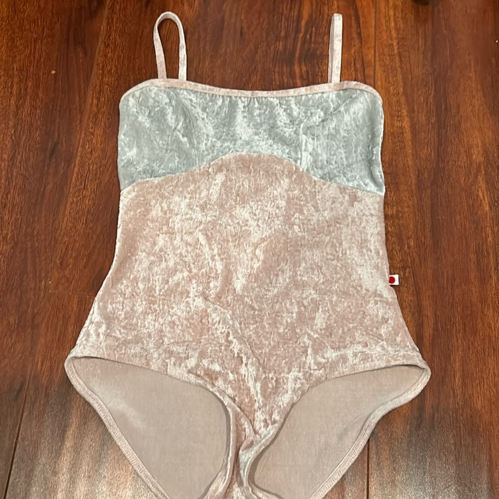 Yumiko Denise leotard